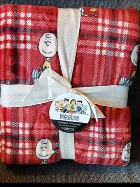 ❤️Peanuts Snoopy VelvetSoft Berkshire Blankets Throw Blanket